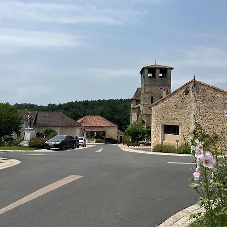 Vaste Propriete De Charme Au Coeur Du Perigord Holiday home