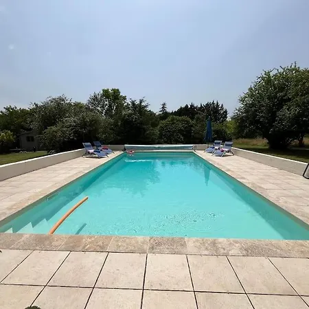 Vaste Propriete De Charme Au Coeur Du Perigord *
