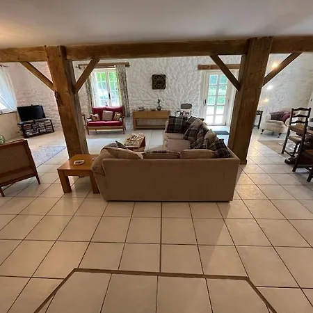 Vaste Propriete De Charme Au Coeur Du Perigord Feriehus