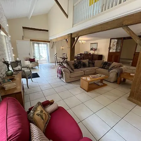Feriehus Vaste Propriete De Charme Au Coeur Du Perigord