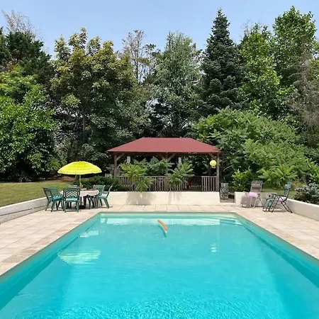 Vaste Propriete De Charme Au Coeur Du Perigord Holiday home