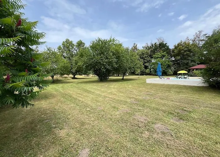 Vaste Propriete De Charme Au Coeur Du Perigord Siorac-de-Riberac